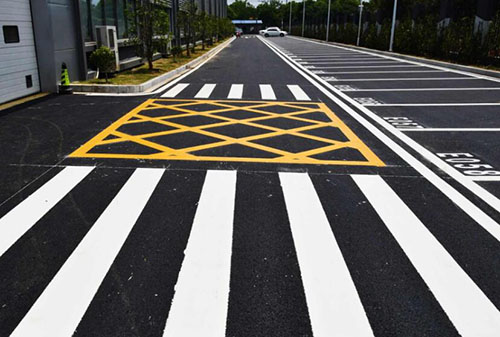苏州工厂要怎样施工划线，停车位要怎样划线？