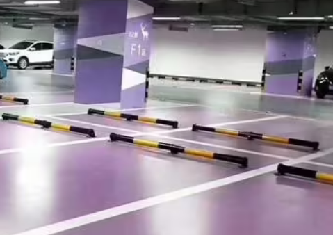 地下停車(chē)場(chǎng)車(chē)輛交通線規(guī)范？為城市交通的順利進(jìn)行做出貢獻(xiàn)