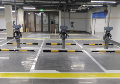 舞動城市的動感線條，飛揚市政無錫專業畫車位線服務