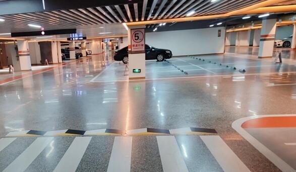 蘇州車位劃線解讀，五十萬平方車庫劃線，產(chǎn)值幾何？