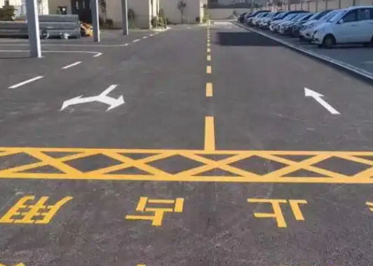 蘇州廠區(qū)標識劃線施工不用愁!資深團隊一站式服務 蘇州廠區(qū)標識劃線施工不用愁!資深團隊一站式服務