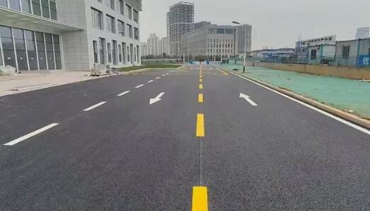 蘇州廠區(qū)劃線化繁為簡,精益細(xì)化專業(yè)施工團(tuán)隊(duì) 蘇州廠區(qū)劃線化繁為簡,精益細(xì)化專業(yè)施工團(tuán)隊(duì)